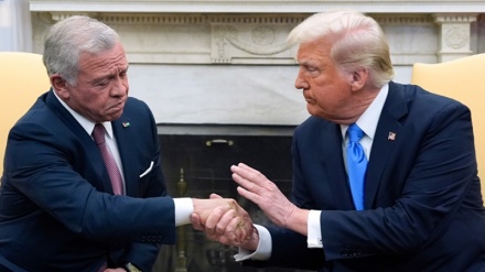 Доналд Трамп Зеленскийни араб давлатлари етакчилари билан аралаштириб юбордими? 
