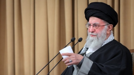 イラン最高指導者「コーランは不信仰者の大国との向き合い方を明示」
