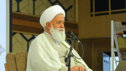 Hușu sahibi insan için namaz bir uçuş kanadıdır; Ehlibeyt’in namaza olan derin sevgisi